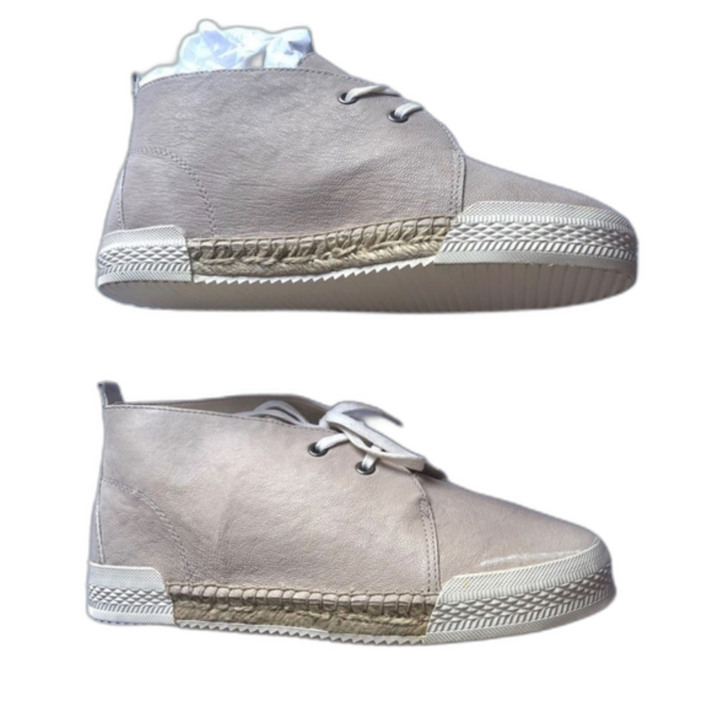 Nine West Beige Lace-Up Sneakers NIB Size 8.5 Minimalist Cottagecore Cute